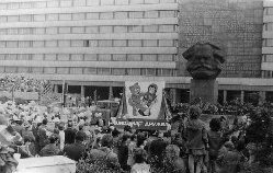 1 Mai 1977